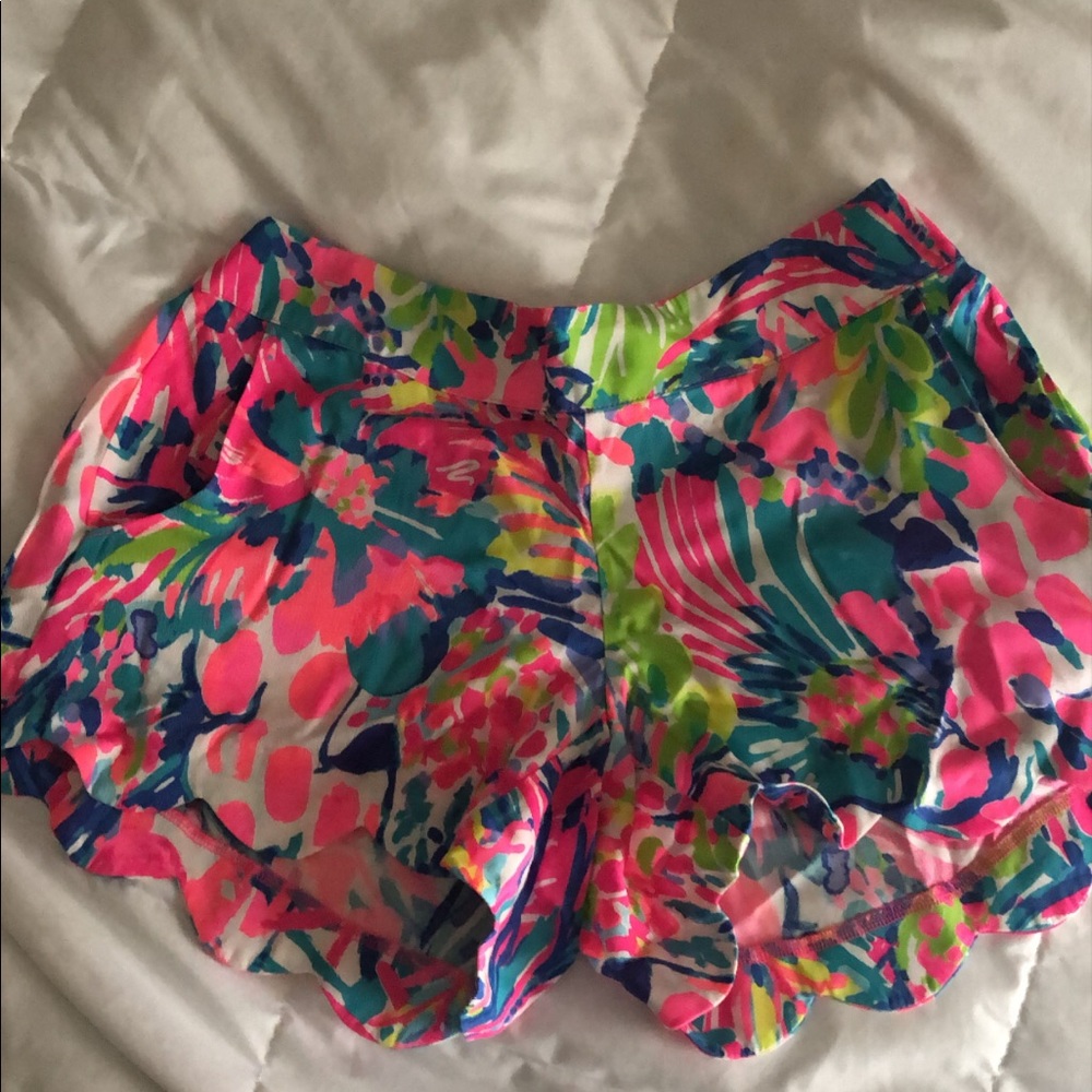 Lilly Dahlia Short
